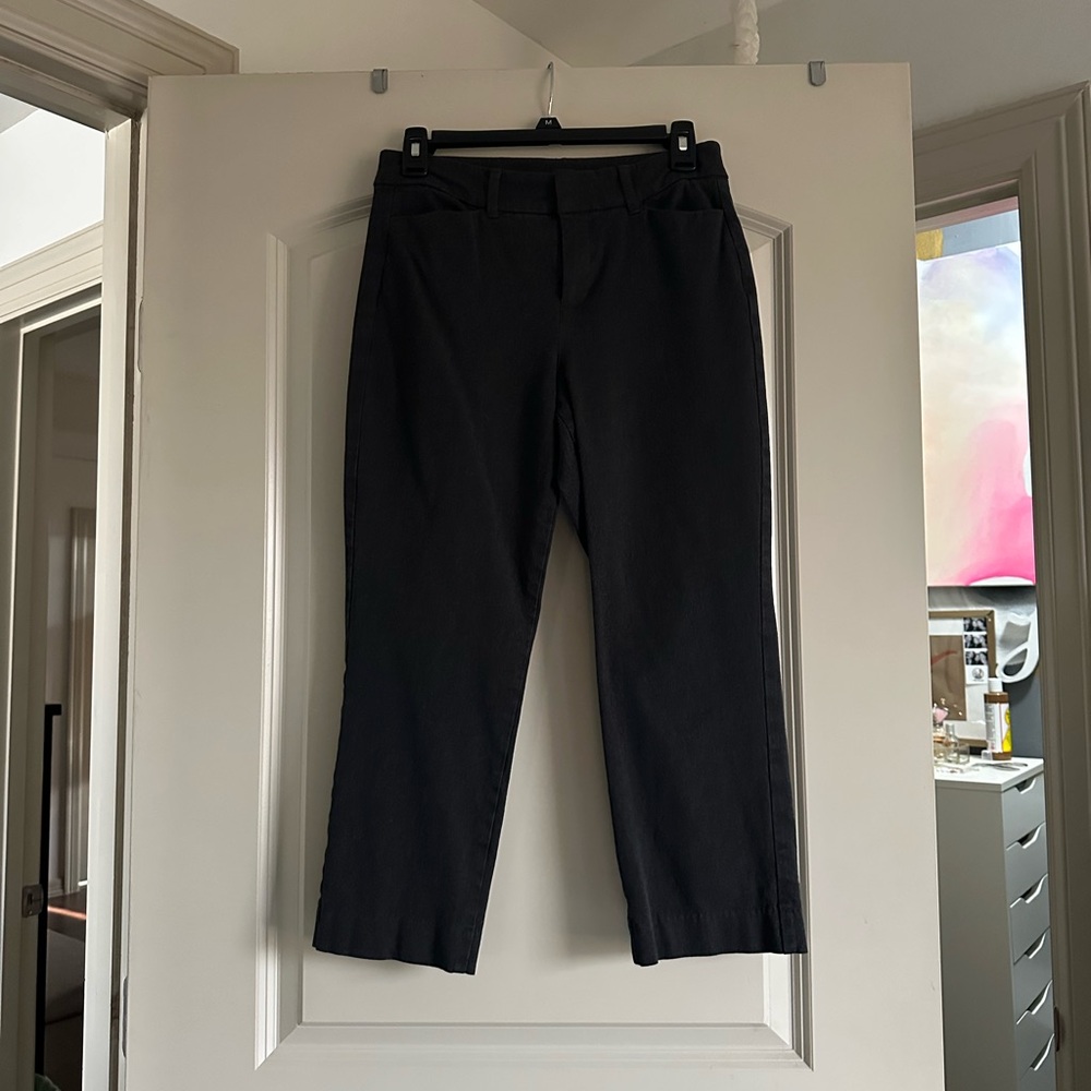 Old Navy High-Rise Pixie Straight Pants